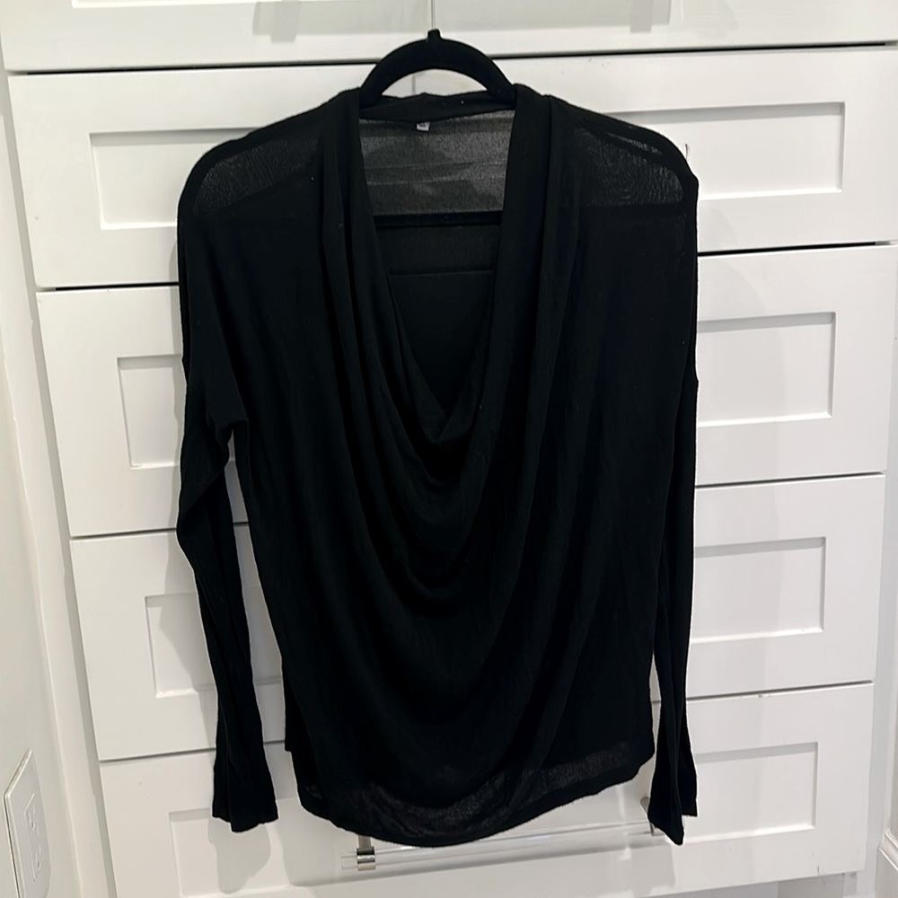 Splendid cowlneck black shirt